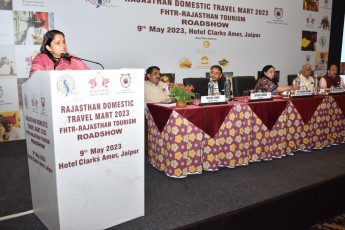 Principal Secretary, Tourism, Ms. Gayatri Rathore addressing at the RDTM Roadshow